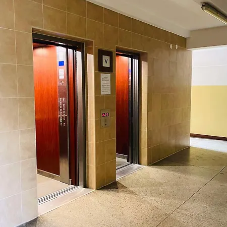 Apartment Central - Solidarnosci 161 *